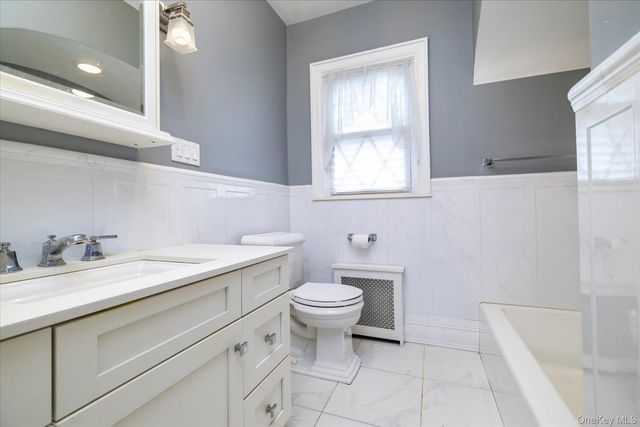 40 Horton Street, Malverne, NY 11565