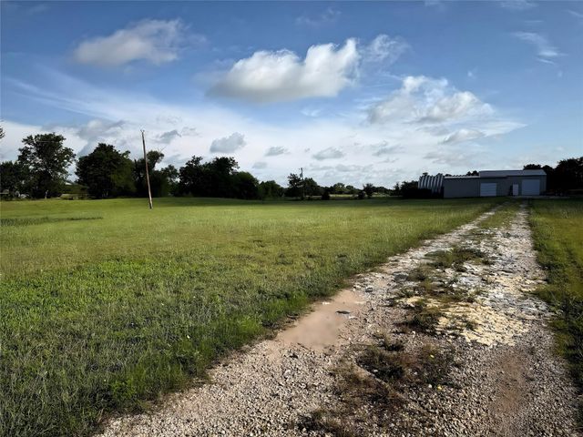 15761 County Road 668, Blue Ridge, TX 75424