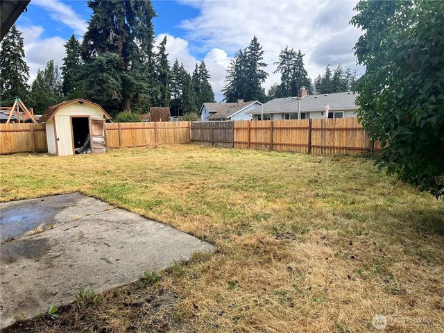 19413 Crescent Drive E, Spanaway, WA 98387