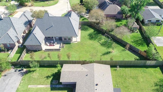 936 Chartres Drive, Lake Charles, LA 70605