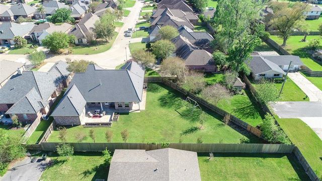 936 Chartres Drive, Lake Charles, LA 70605