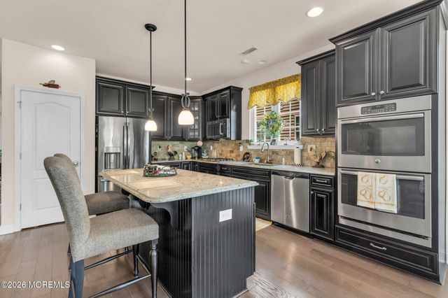 31 Mason Drive, Jackson, NJ 08527