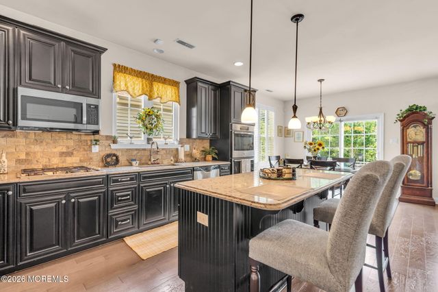 31 Mason Drive, Jackson, NJ 08527