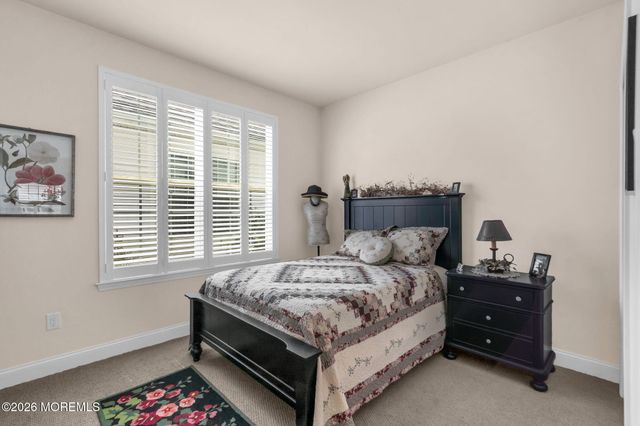 31 Mason Drive, Jackson, NJ 08527