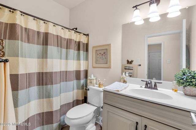 31 Mason Drive, Jackson, NJ 08527