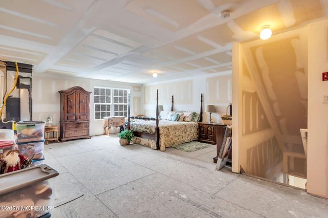 31 Mason Drive, Jackson, NJ 08527