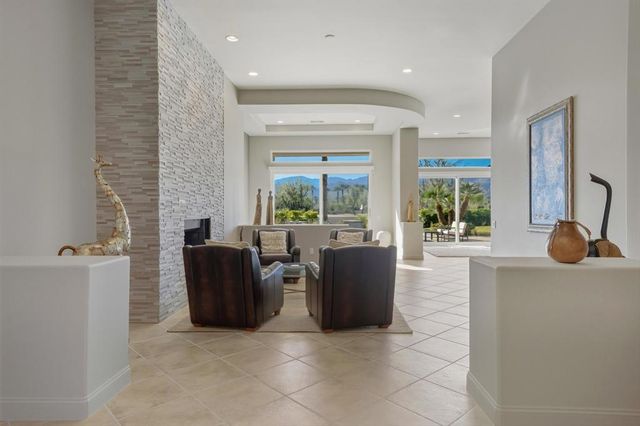 81675 Tiburon Drive, La Quinta, CA 92253