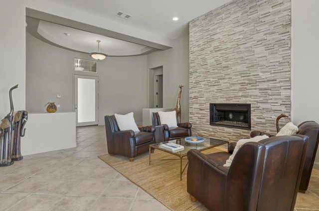 81675 Tiburon Drive, La Quinta, CA 92253