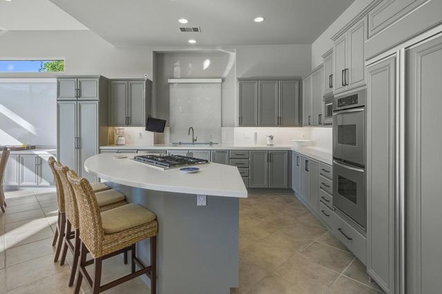 81675 Tiburon Drive, La Quinta, CA 92253