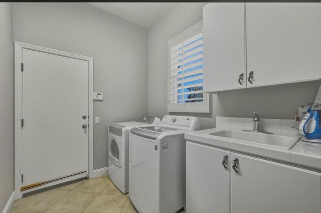 81675 Tiburon Drive, La Quinta, CA 92253