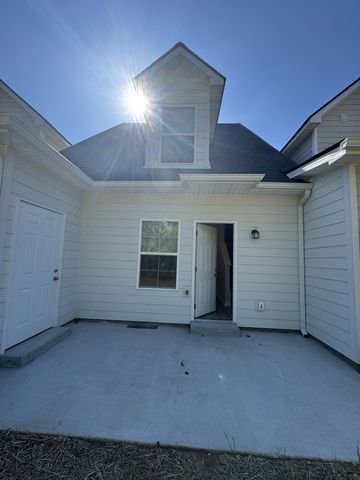 205 Mountaindale Dr, Smyrna, TN 37167