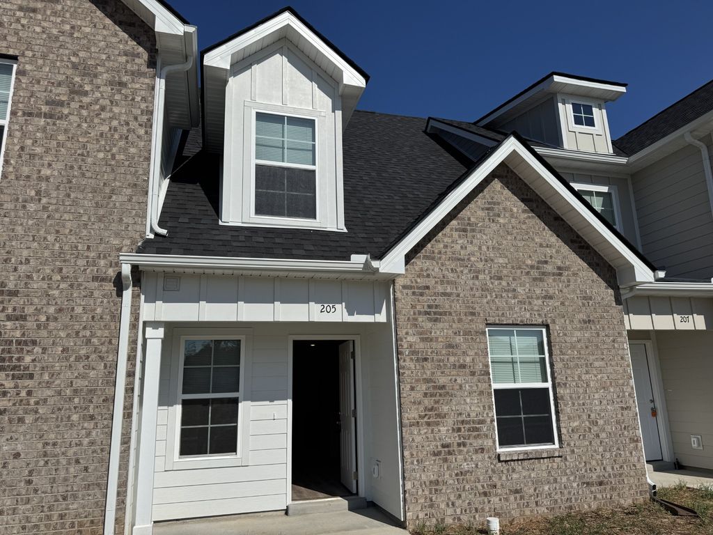 205 Mountaindale Dr, Smyrna, TN 37167