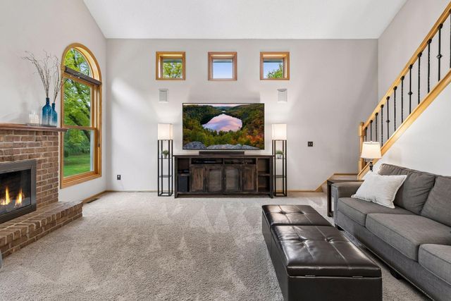 14841 Langdon Place, Eden Prairie, MN 55347