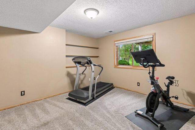 14841 Langdon Place, Eden Prairie, MN 55347