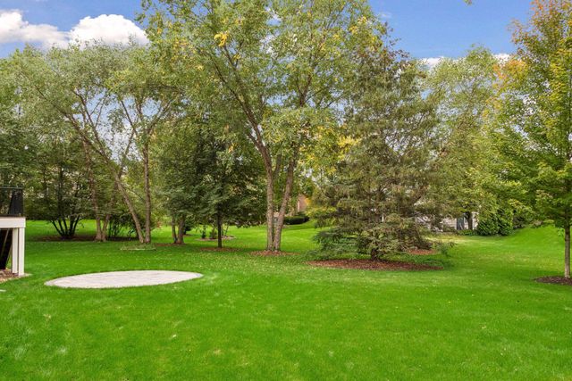 14841 Langdon Place, Eden Prairie, MN 55347
