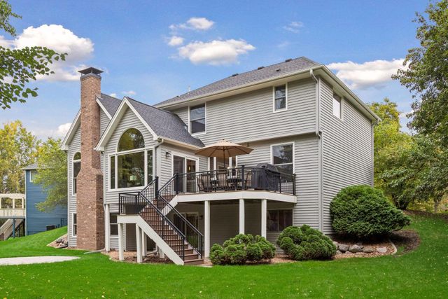 14841 Langdon Place, Eden Prairie, MN 55347