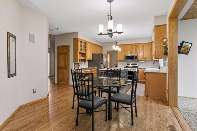 14841 Langdon Place, Eden Prairie, MN 55347