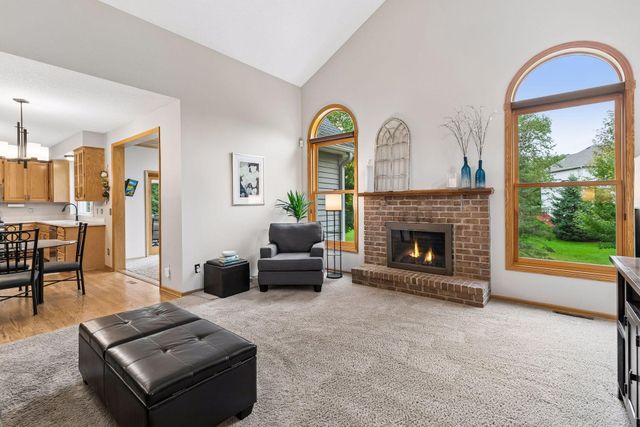14841 Langdon Place, Eden Prairie, MN 55347
