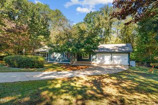 108 Oaklake Court, Fuquay Varina, NC 27526