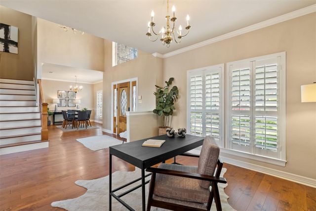 6608 Winterberry DR, Austin, TX 78750