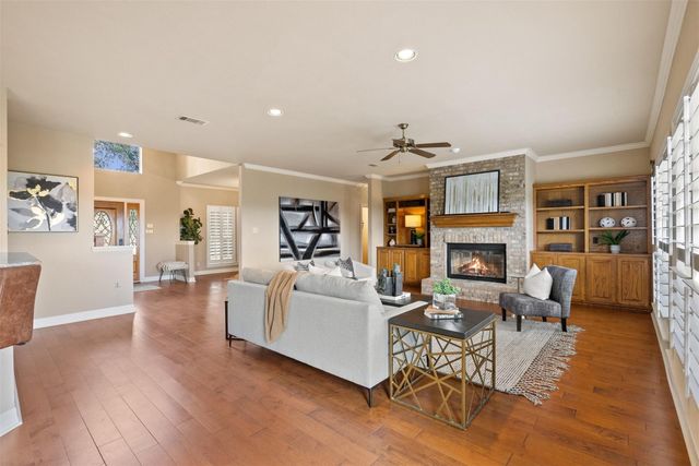 6608 Winterberry DR, Austin, TX 78750