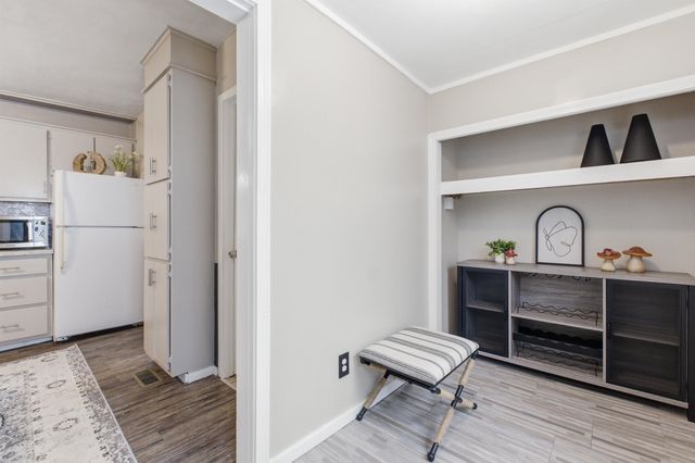 25 Wyman Street, Derry, NH 03038