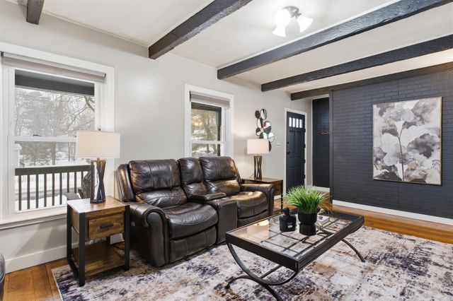 25 Wyman Street, Derry, NH 03038