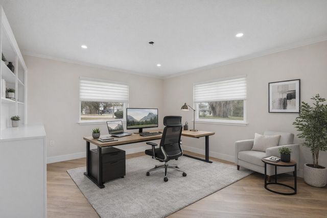 1310 E CROOKED LAKE DRIVE, Eustis, FL 32726