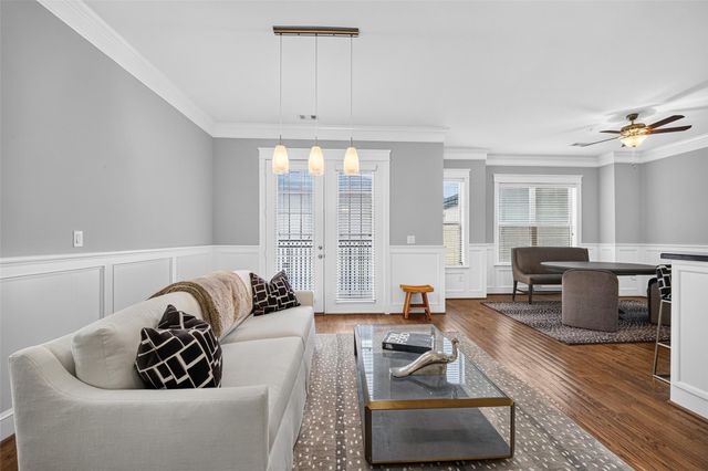 2802 Morrison Street 210, Houston, TX 77009