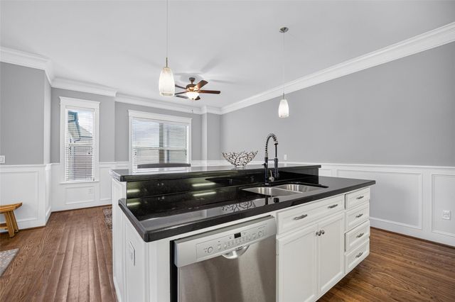 2802 Morrison Street 210, Houston, TX 77009