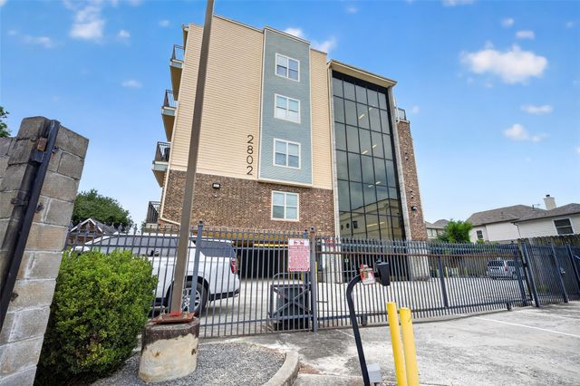 2802 Morrison Street 210, Houston, TX 77009