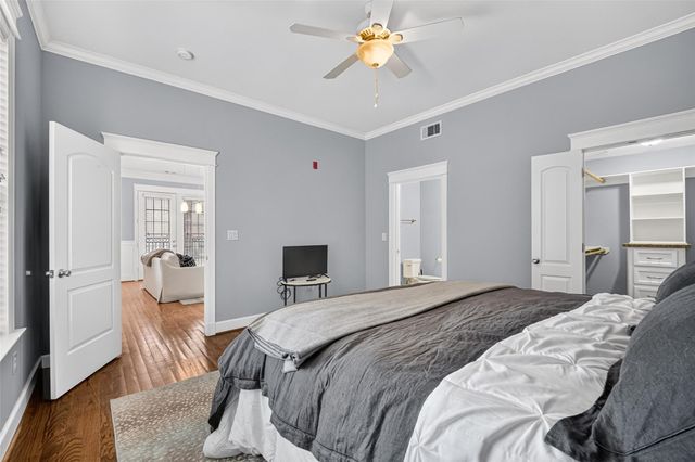 2802 Morrison Street 210, Houston, TX 77009
