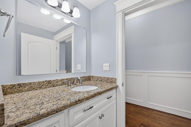 2802 Morrison Street 210, Houston, TX 77009