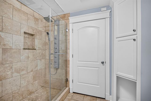 2802 Morrison Street 210, Houston, TX 77009