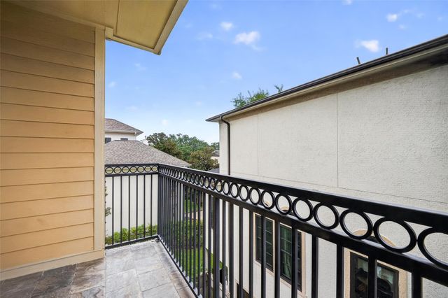2802 Morrison Street 210, Houston, TX 77009