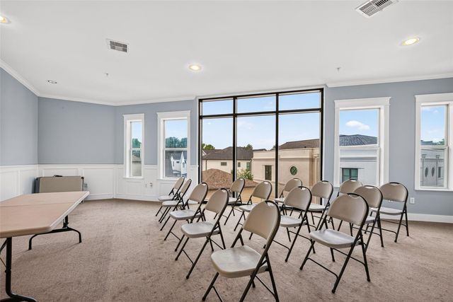 2802 Morrison Street 210, Houston, TX 77009