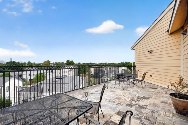 2802 Morrison Street 210, Houston, TX 77009