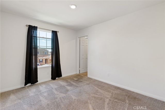 30348 Cedar Creek Way, Homeland, CA 92548