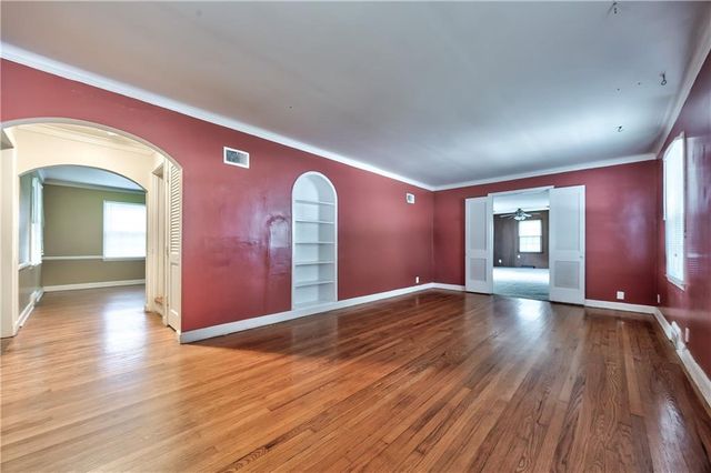 8037 Jefferson Street, Kansas City, MO 64114