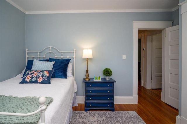 185 Orleans CIR, Norfolk, VA 23509