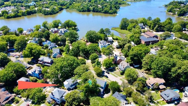 185 Orleans CIR, Norfolk, VA 23509