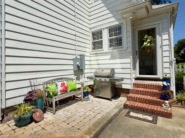 185 Orleans CIR, Norfolk, VA 23509