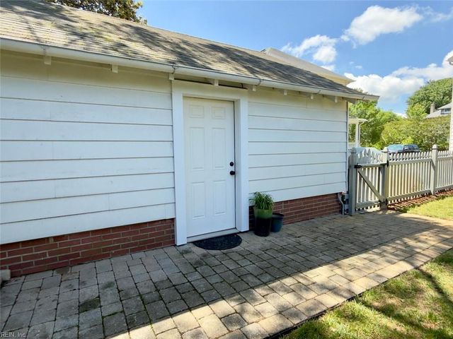 185 Orleans CIR, Norfolk, VA 23509