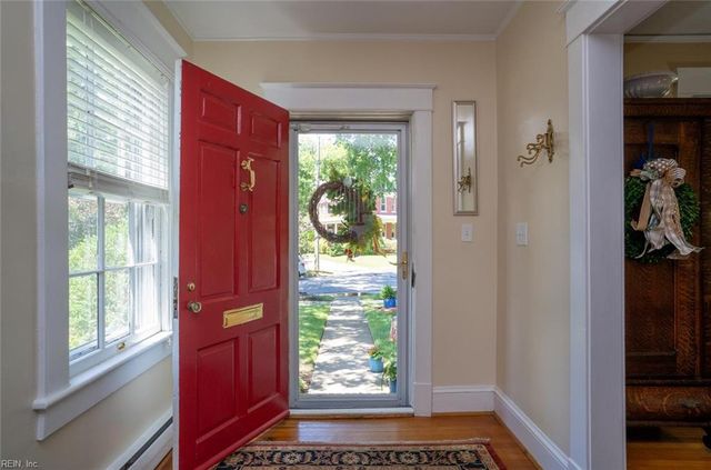185 Orleans CIR, Norfolk, VA 23509