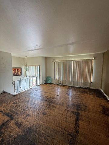 15203 Waterman Drive, South Holland, IL 60473