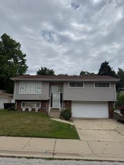 15203 Waterman Drive, South Holland, IL 60473
