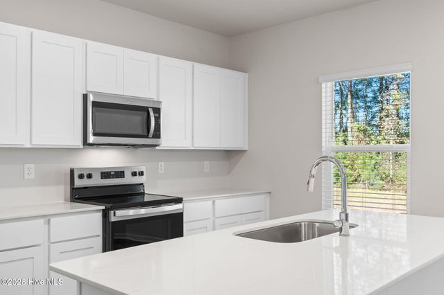 98 Maymont Street NW, Supply, NC 28462