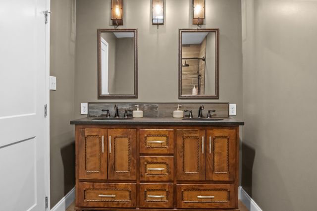 5 Eagle Creek Loop, Buchanan, TN 38222