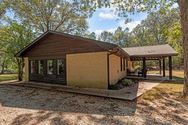 5 Eagle Creek Loop, Buchanan, TN 38222