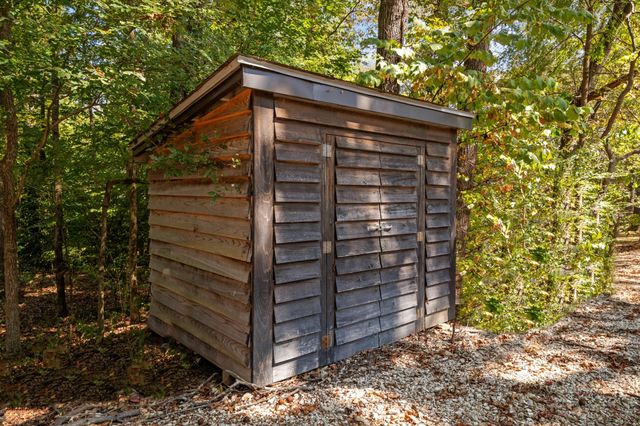 5 Eagle Creek Loop, Buchanan, TN 38222